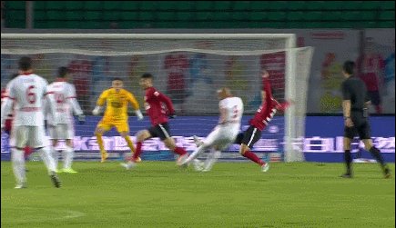 1665307275699002545.gif 保利尼奥.gif